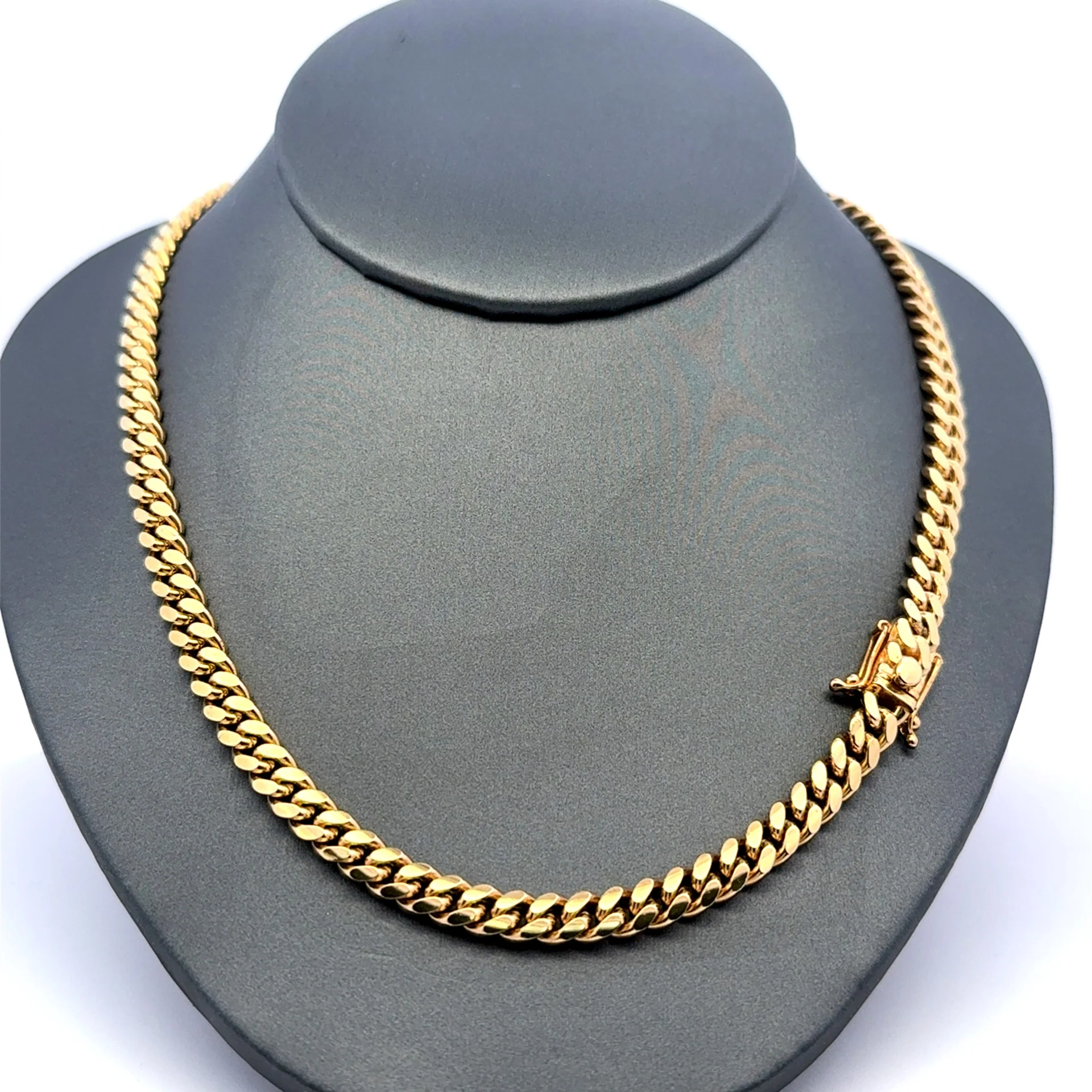 Chain Cuban Link 5.5mm 20" 10K