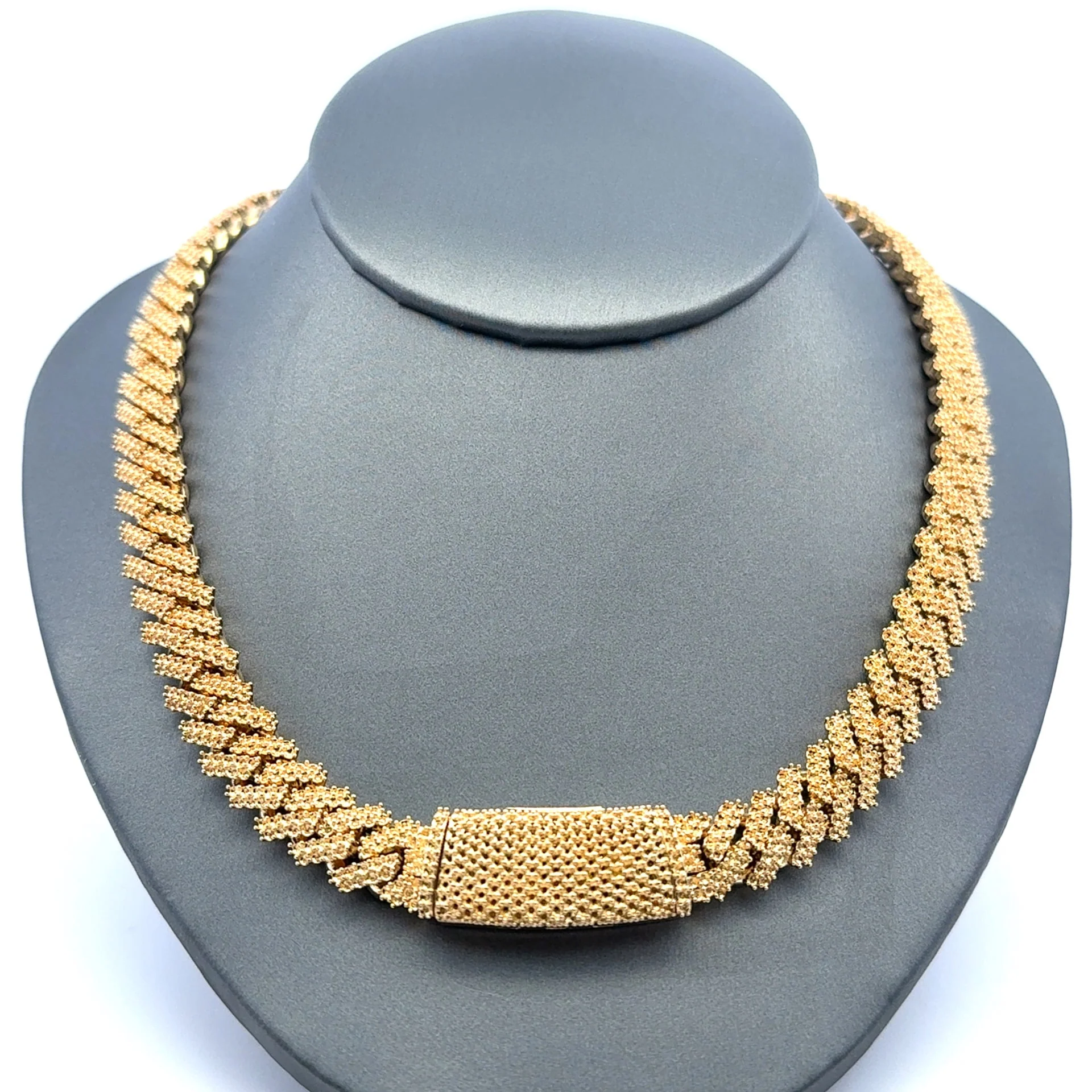 Chain Iced Cuban without Stones 10.5mm 22" 10K