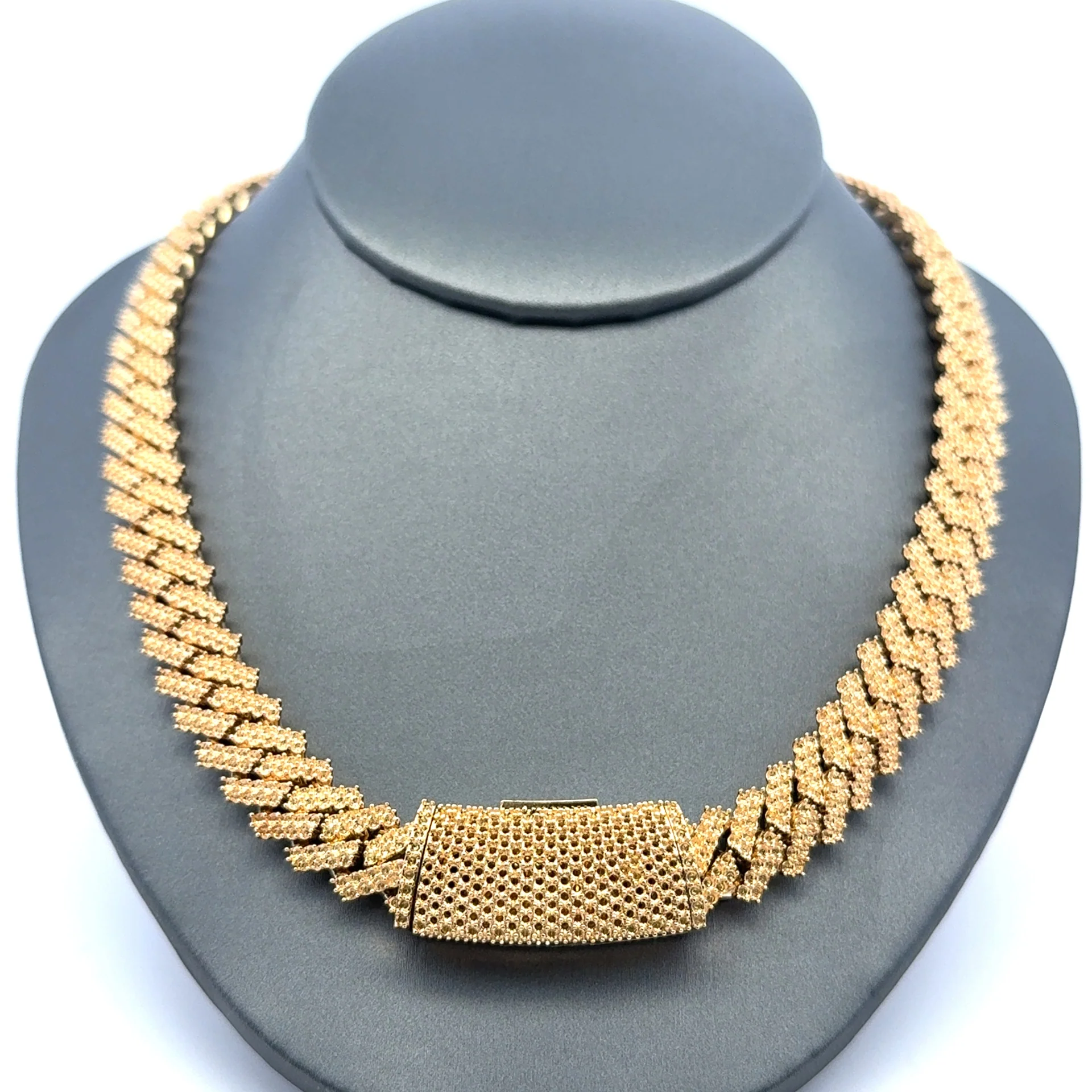 Chain Iced Cuban without Stones 11mm 22" 10K