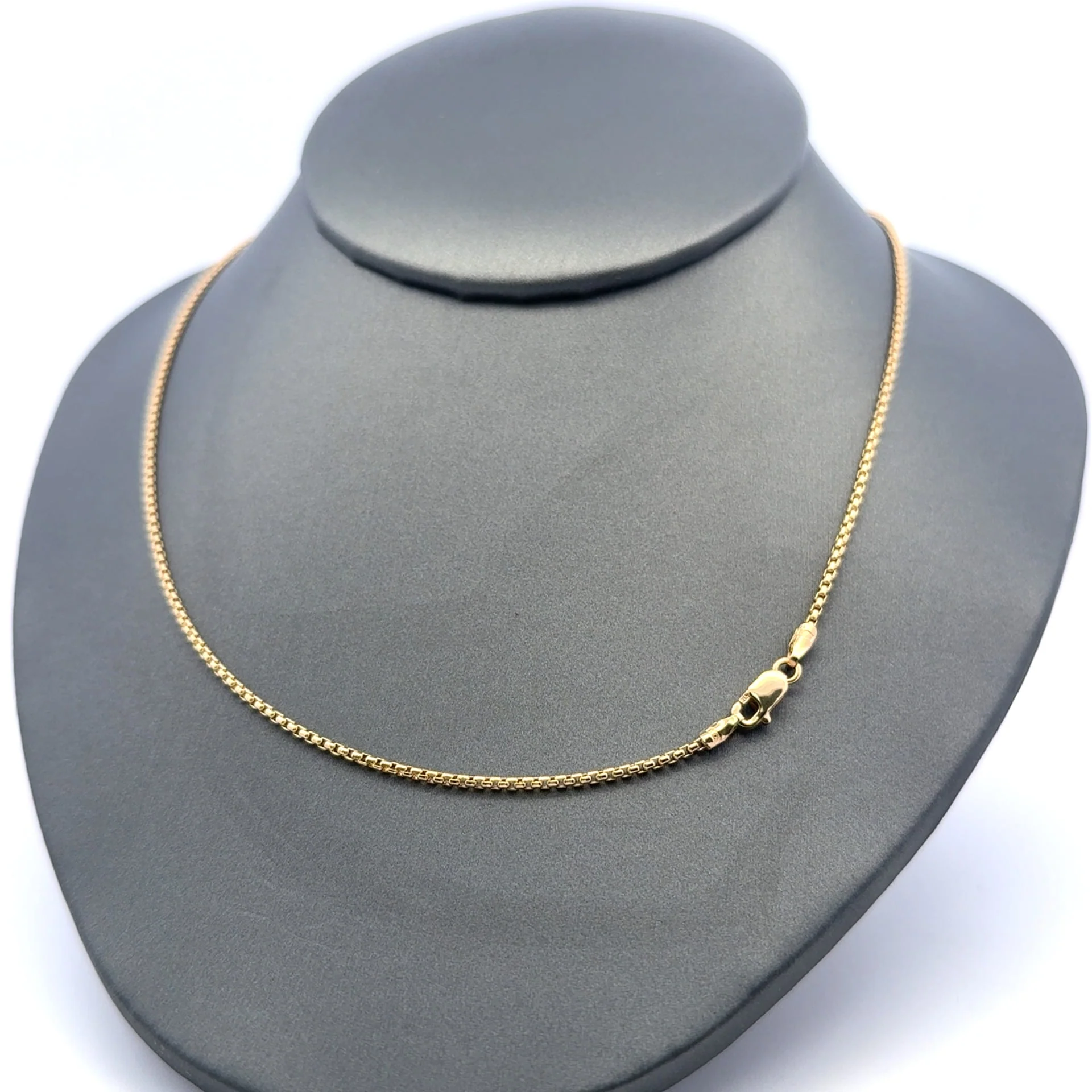 Chain Rounded Box Link 1.5mm 20" 14K