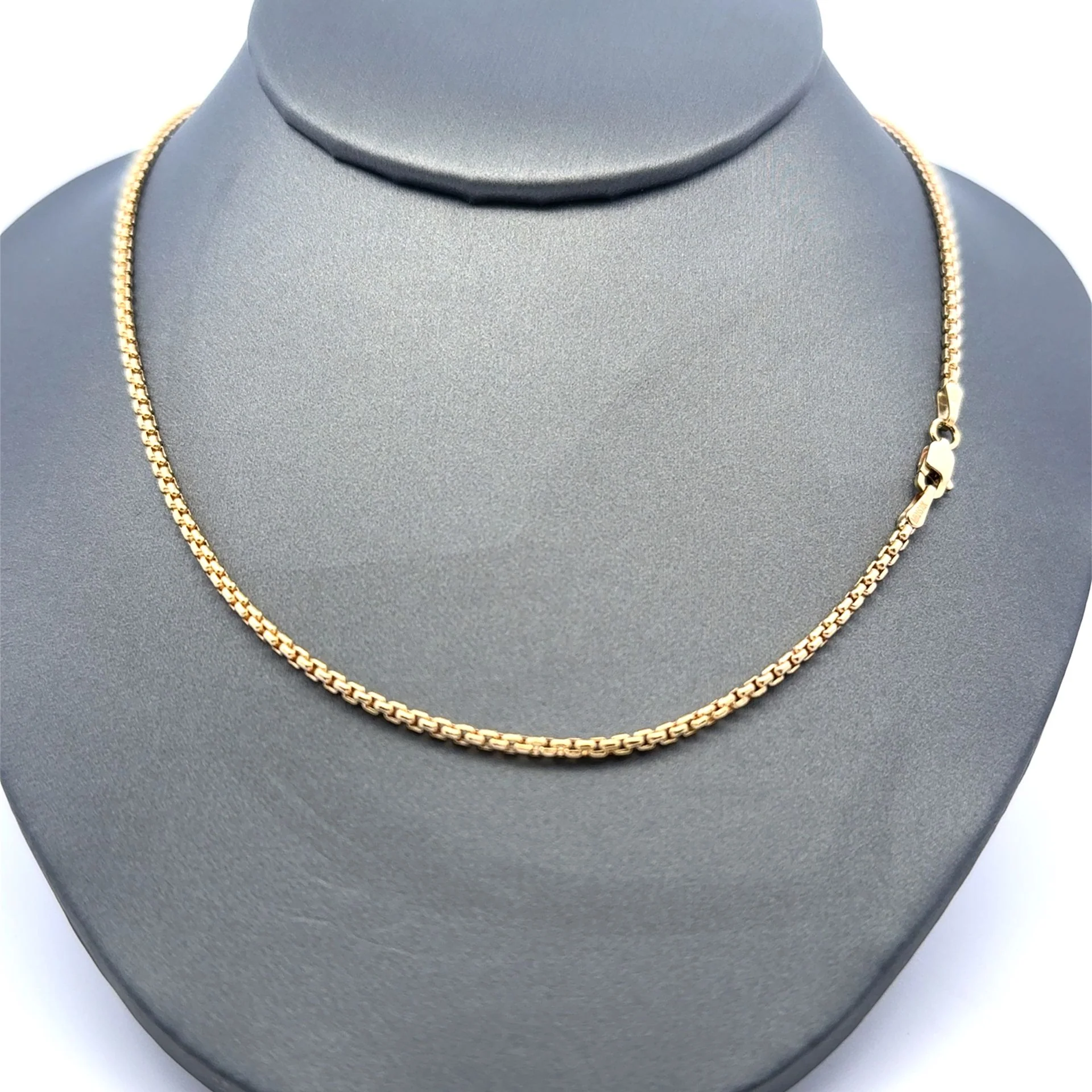 Chain Rounded Box Link 2mm 18" 14K - Image 4