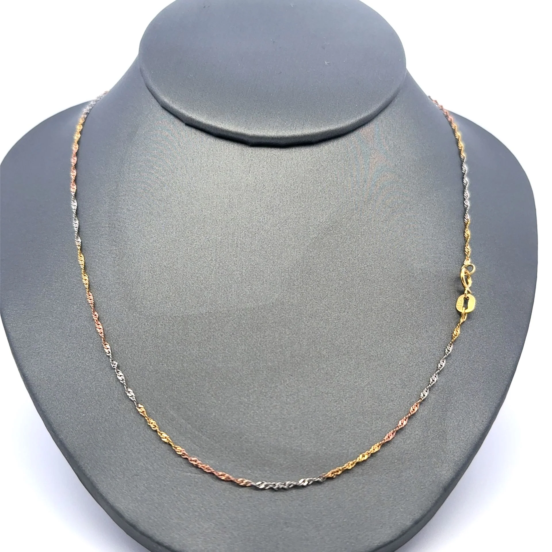 Chain Three-Tone Twisted Herringbone 1mm 18" 10K - Image 4