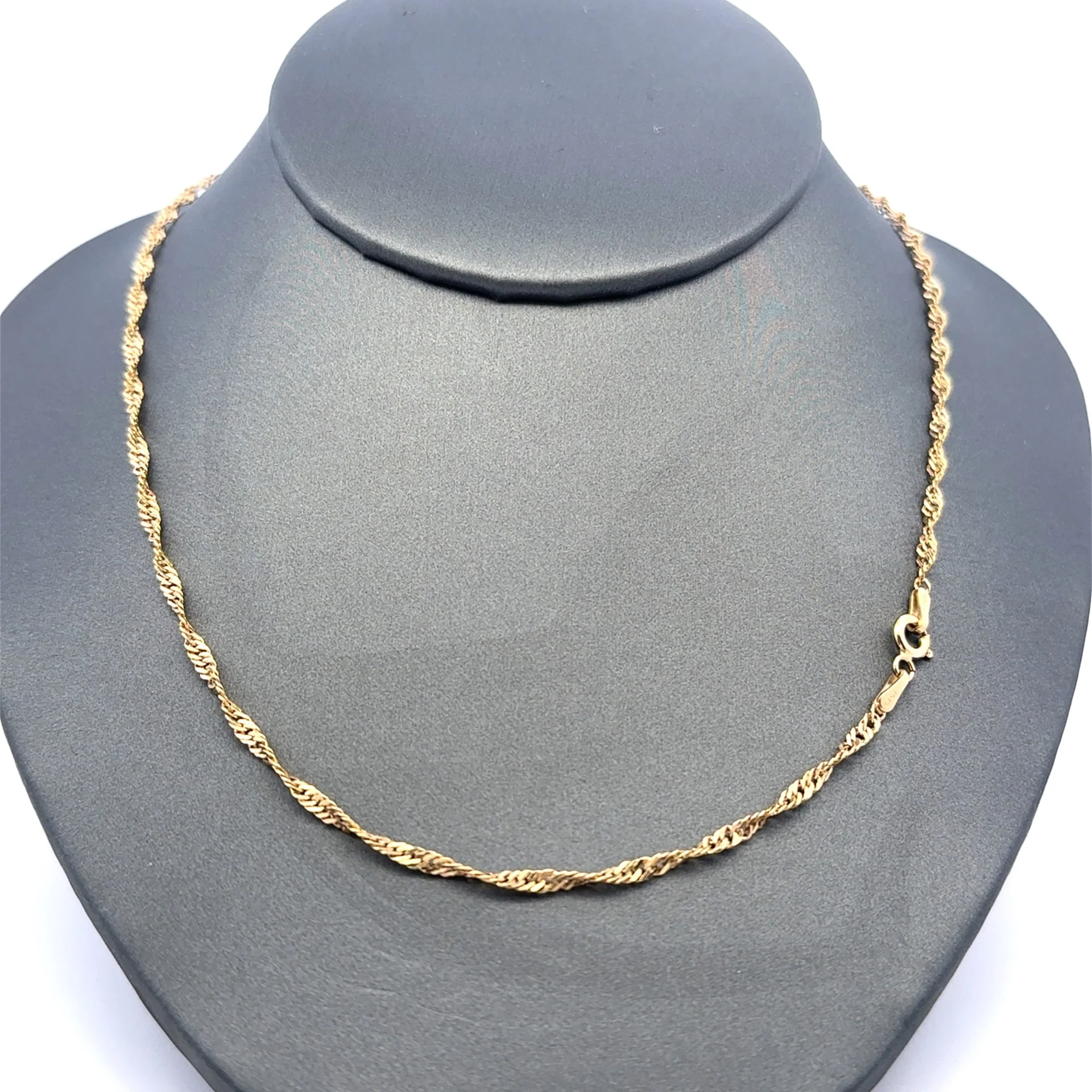 Chain Twisted Herringbone 2mm 16" 10K
