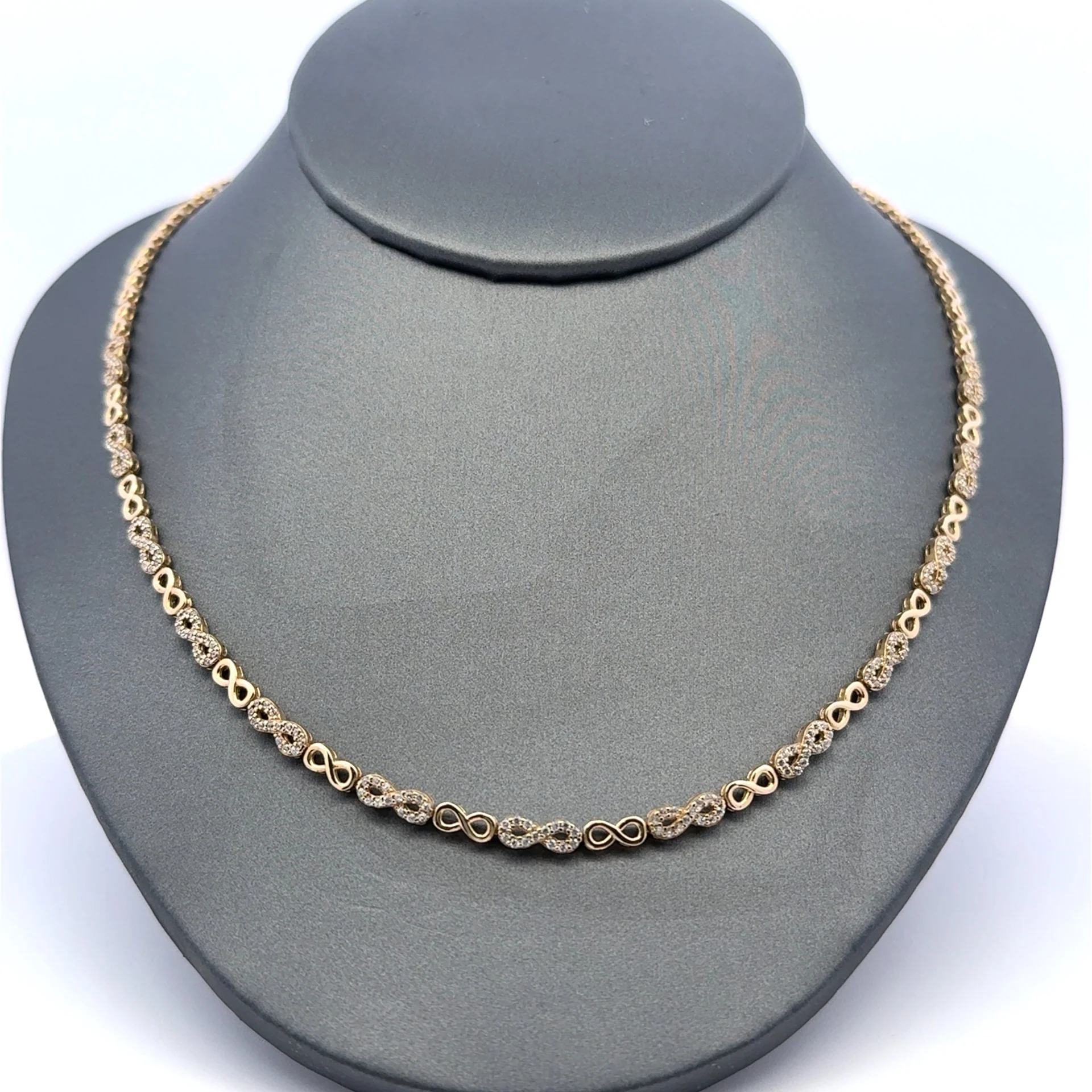 Necklaces Eight/Iced Eight Link 3mm 18" 10K - Image 2