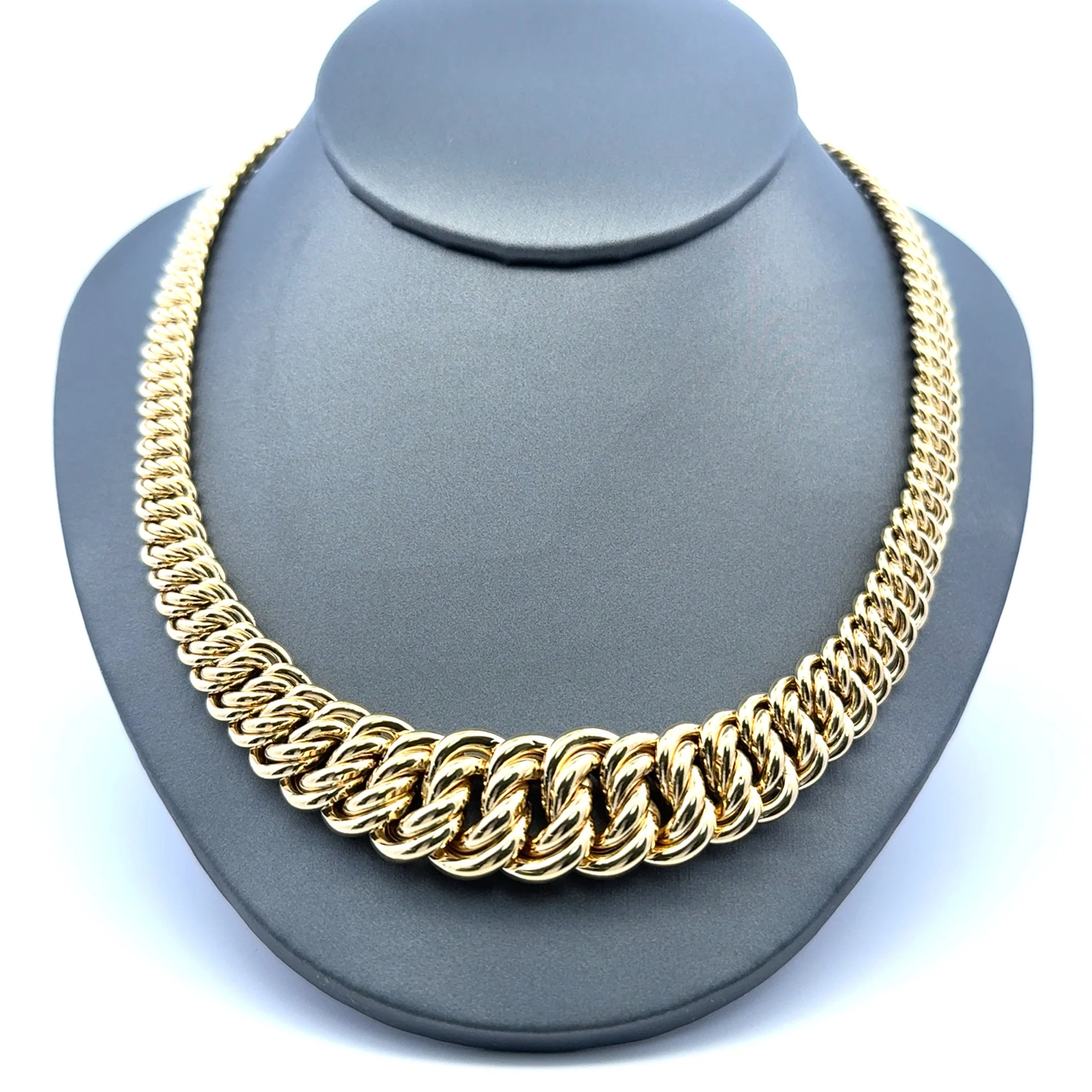 Necklaces Princess Cut 17.5mm 16" 10K - Image 4