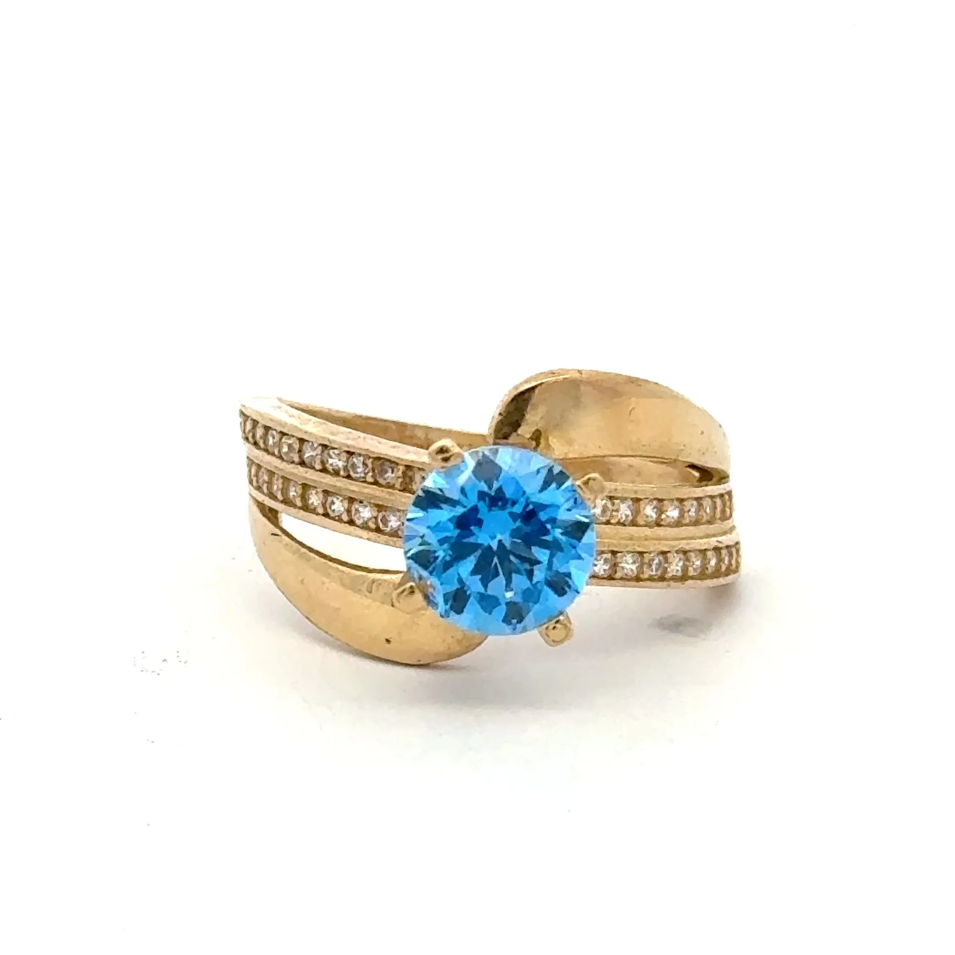 Ring Crossover Pavé Band with Sky Blue Stone 7 2mm 10K - Image 3